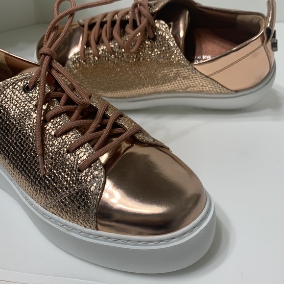 Rose gold sneakers low top EU37 or US7 - Picture 11 of 15